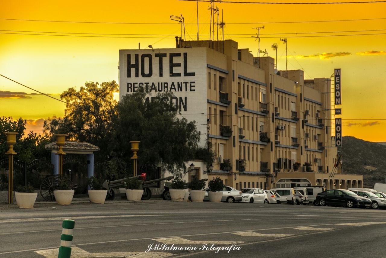 Hotel Meson Del Moro Abarán Exterior foto